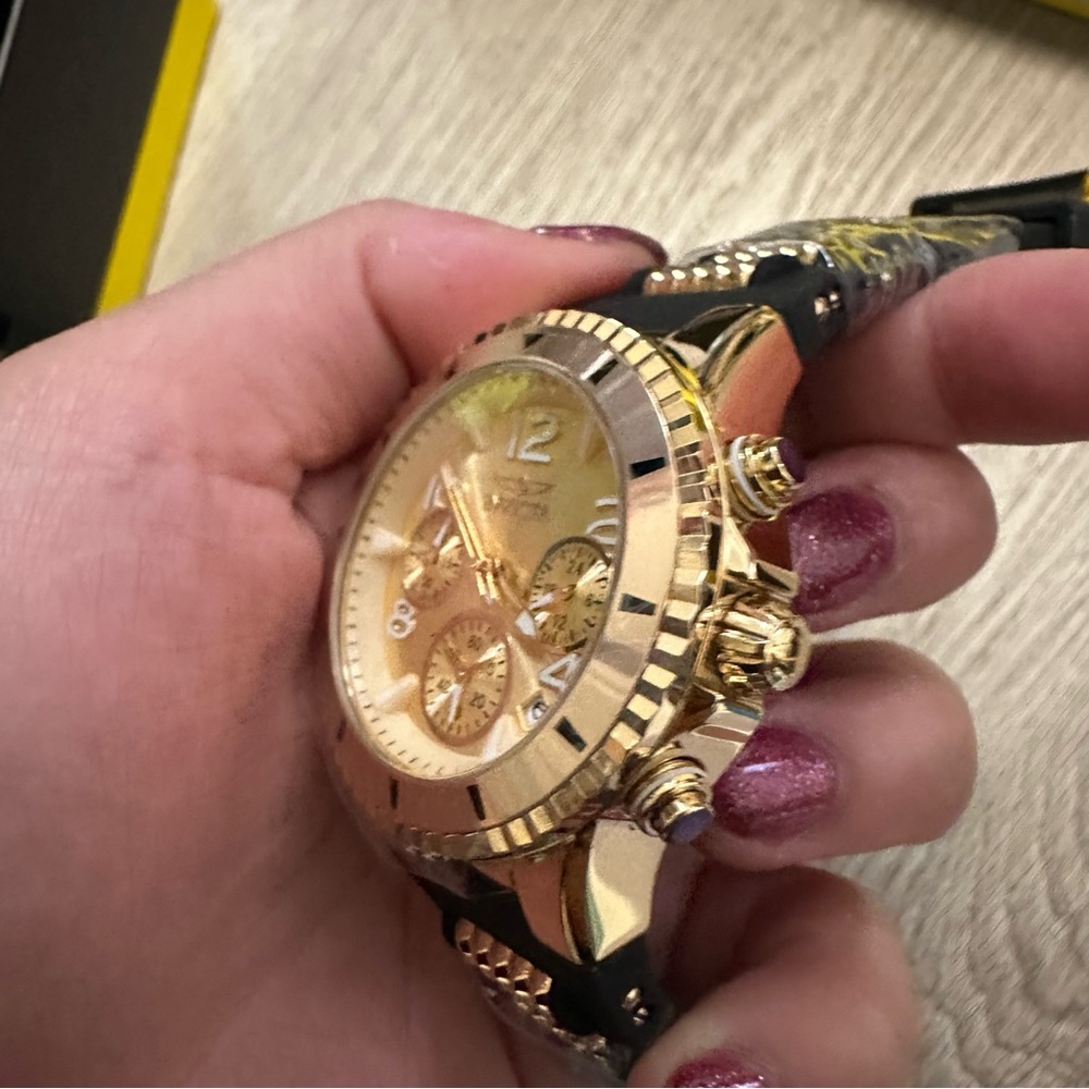 Invicta BLU Women's Watch - 39mm, Gold, Black (36909) - Picture 8 of 10